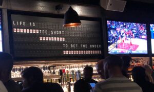 Barstool Bar Philadelphia inside