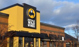BetMGM Casino PA now features a Buffalo Wild Wings slot title.