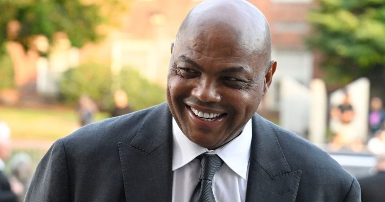 Charles Barkley has teamed up with Valley Forge Casino to open new steakhouse and cigar bar.