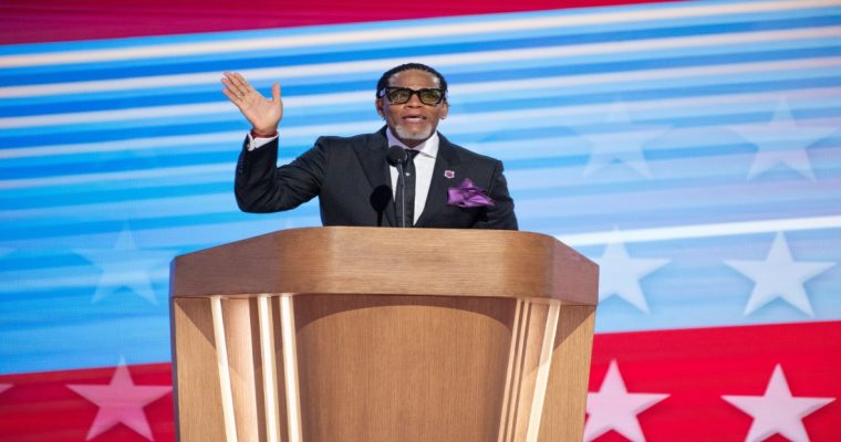 Comedian DL Hughley set for Rivers Casino Philadelphia, July 23